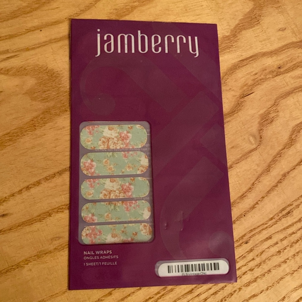 Full sheet of mint green floral jamberry nail wraps